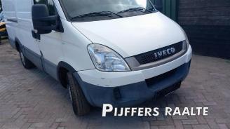 Iveco Daily New Daily IV, Van, 2006 / 2011 35C13V, C13V/P, S13V, S13V/P picture 3