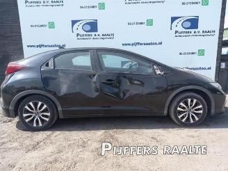 Vrakbiler auto Honda Civic Civic (FK1/2/3), Hatchback, 2012 / 2017 1.6 i-DTEC Advanced 16V 2014/9