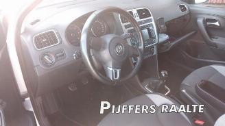 Volkswagen Polo Polo V (6R), Hatchback, 2009 / 2017 1.6 TDI 16V 90 picture 20