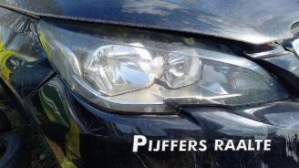 Peugeot 308 308 SW (L4/L9/LC/LJ/LR), Combi 5-drs, 2014 / 2021 1.2 12V e-THP PureTech 130 picture 32