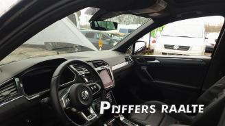 Volkswagen Tiguan Tiguan (AD1), SUV, 2016 / 2024 2.0 TSI 16V 4Motion picture 20