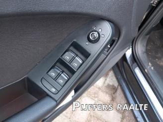 Audi A4 A4 (B8), Sedan, 2007 / 2015 2.0 TDI 16V picture 24