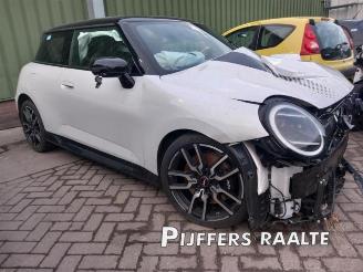rozbiórka samochody osobowe Mini Mini Mini Electric (J01), Hatchback 3-drs, 2023 Cooper E 2024/7