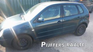 Uttjänta bilar auto Volkswagen Polo Polo IV (9N1/2/3), Hatchback, 2001 / 2012 1.4 16V 75 2004/7