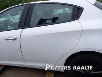 Alfa Romeo Giulietta Giulietta (940), Hatchback, 2010 / 2020 1.4 TB 16V picture 16