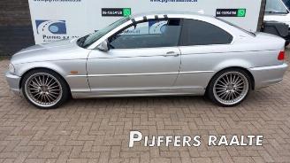 Vrakbiler auto BMW 3-serie 3 serie (E46/2), Coupe, 1998 / 2006 320 Ci 24V 2001/8