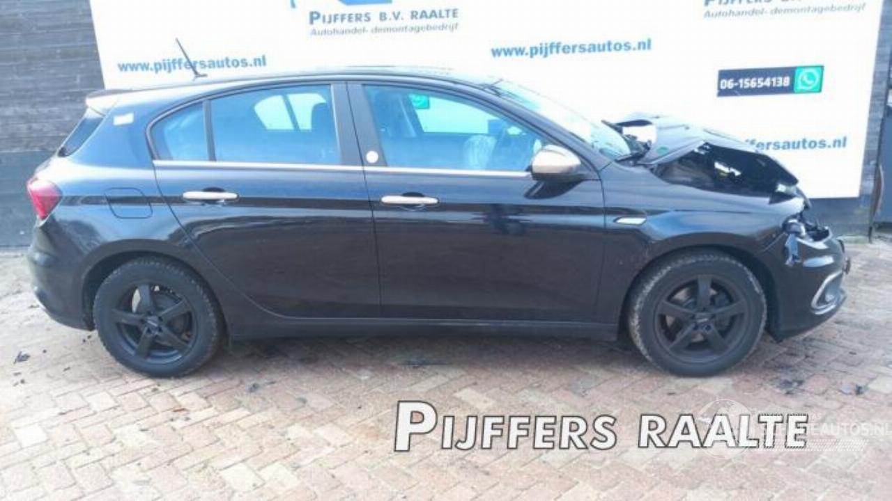 Fiat Tipo Tipo (356H/357H), Hatchback, 2016 1.4 16V