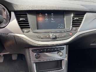 Opel Astra 1.2 Business Edition PRACHTIG!!! picture 11