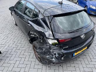 Opel Astra 1.2 Business Edition PRACHTIG!!! picture 18