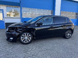 Avarii autoturisme Peugeot 308 1.2 PURE TECH  ALLURE 2017/1