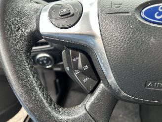 Ford Focus 1.0 EcoBoost Trend 5drs picture 18