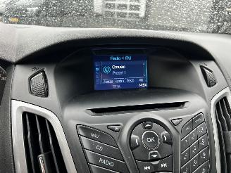 Ford Focus 1.0 EcoBoost Trend 5drs picture 21