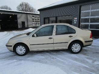Volkswagen Bora 1.6-16V picture 2