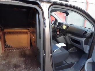 Peugeot Expert 231C 2.0 BlueHDI 120 Premium Pack 3 zits airco picture 15