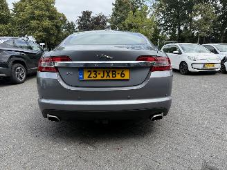 Jaguar XF 3.0 V6 Premium Luxury (Sedan 4-dr.) picture 4