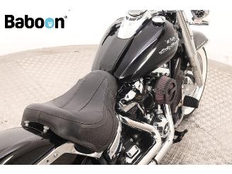 Harley-Davidson  FLDE Softail Deluxe ABS picture 17