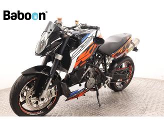 KTM  990 SuperDuke picture 4