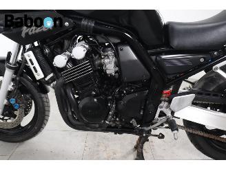Yamaha FZS 600 Fazer picture 18
