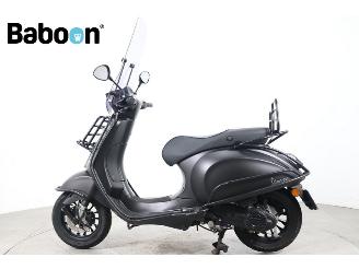 Vespa  Sprint 25KM picture 5