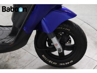 Piaggio  Zip 45KM picture 16
