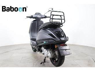 Vespa  Sprint 25KM picture 6