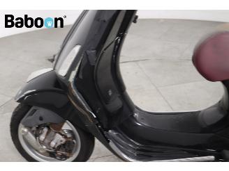 Vespa  Primavera 25KM picture 16