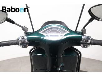 Vespa  Sprint 45KM picture 13