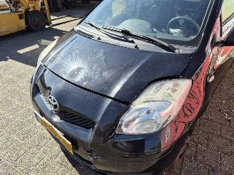 Toyota Yaris 1.0 vvti acces AIRCO picture 7