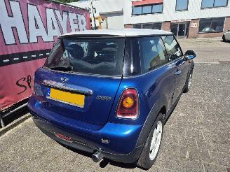 Mini Cooper 1.6 cooper picture 3