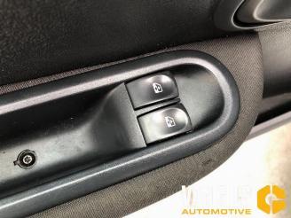 Renault Clio Clio III (BR/CR), Hatchback, 2005 / 2014 1.2 16V 75 picture 10