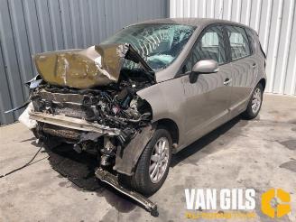 Renault Scenic Scenic III (JZ), MPV, 2009 / 2016 2.0 16V CVT picture 3