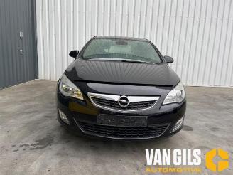 Opel Astra Astra J (PC6/PD6/PE6/PF6), Hatchback 5-drs, 2009 / 2015 1.6 Turbo 16V picture 3