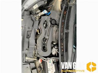 Peugeot 108 108, Hatchback, 2014 1.0 12V VVT-i picture 9