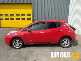 Nissan Leaf Leaf (ZE0), Hatchback, 2010 / 2017 Leaf picture 3