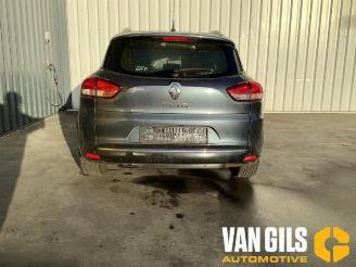 Vrakbiler auto Renault Clio Clio IV Estate/Grandtour (7R), Combi 5-drs, 2012 / 2021 0.9 Energy TCE 90 12V 2017/6