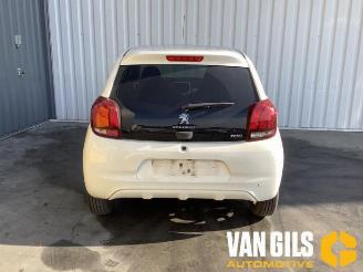 Uttjänta bilar auto Peugeot 108 108, Hatchback, 2014 1.0 12V 2014/8