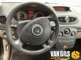 Renault Clio Clio III (BR/CR), Hatchback, 2005 / 2014 1.4 16V picture 9