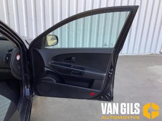 Kia Cee d Cee'd Sporty Wagon (EDF), Combi, 2007 / 2012 1.4 16V picture 14