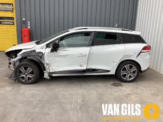 Uttjänta bilar auto Renault Clio Clio IV Estate/Grandtour (7R), Combi 5-drs, 2012 / 2021 0.9 Energy TCE 12V 2015/1