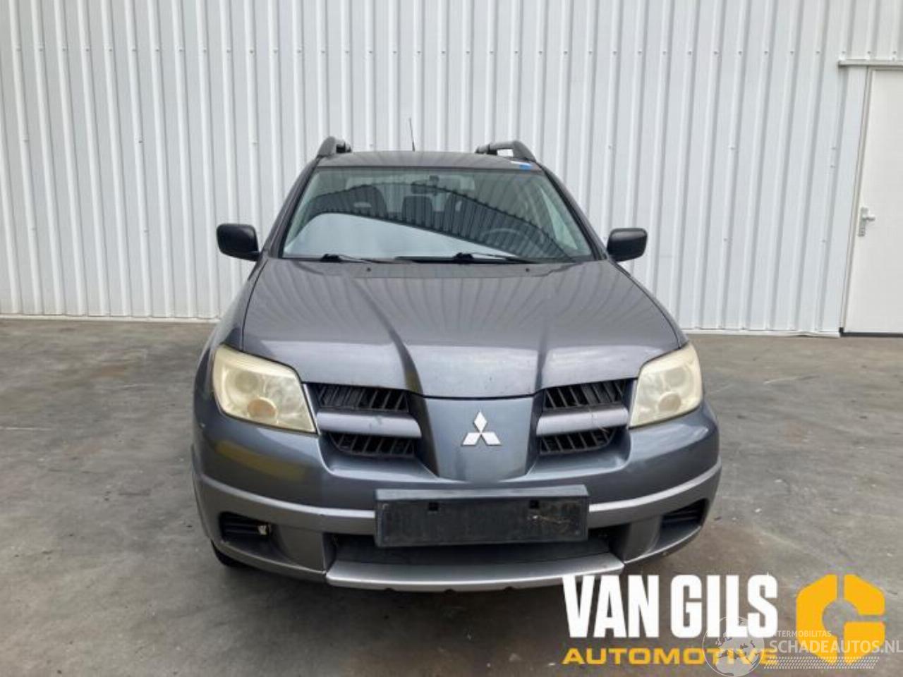 Mitsubishi Outlander Outlander (CU), SUV, 2001 / 2007 2.0 16V 4x2