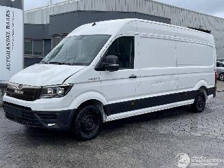 uszkodzony samochody osobowe MAN TGE !! 180PK kan rijdend mee !! 2021/7