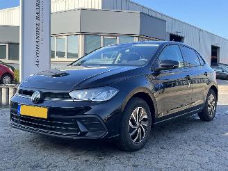 krockskadad bil auto Volkswagen Polo 1.0 TSI Life Edition 2024/8