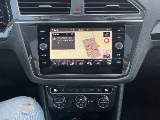Volkswagen Tiguan 2.0 TSI 4Motion 190PK R-line picture 24
