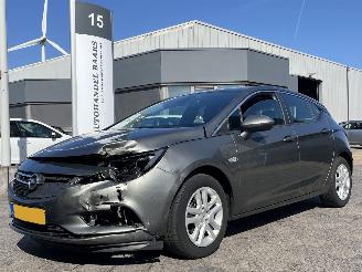 Unfallwagen Opel Astra 1.0 Business+ 2018/2