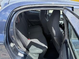 Peugeot 108 1.2 VTi Allure picture 13