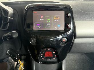 Peugeot 108 1.2 VTi Allure picture 20