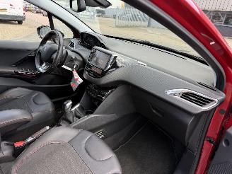 Peugeot 208 1.2 110PK GT-line pano picture 17