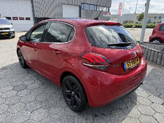 Peugeot 208 1.2 110PK GT-line pano picture 9