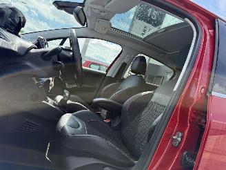 Peugeot 208 1.2 110PK GT-line pano picture 2