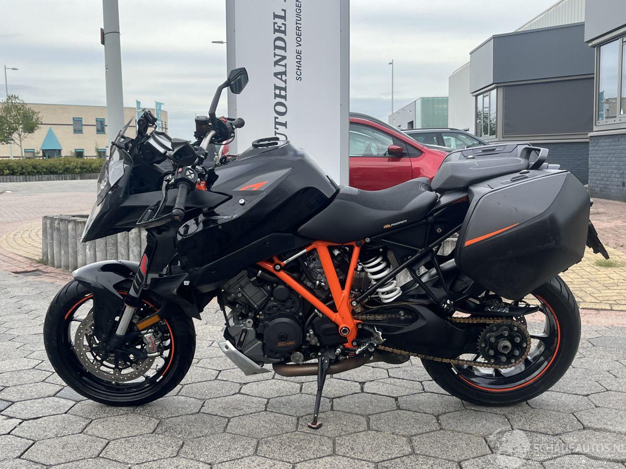 KTM 1290 Super Duke R GT ABS